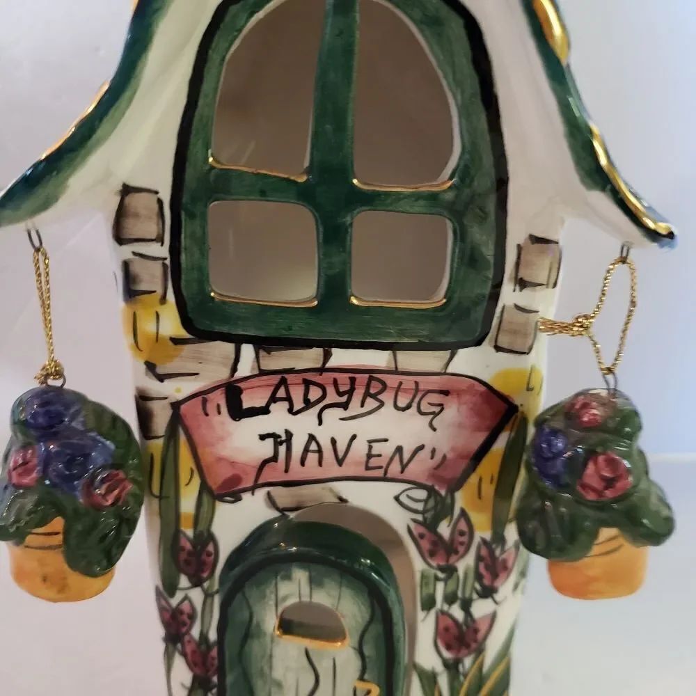 Lady Bug Haven - Picture 5 of 16